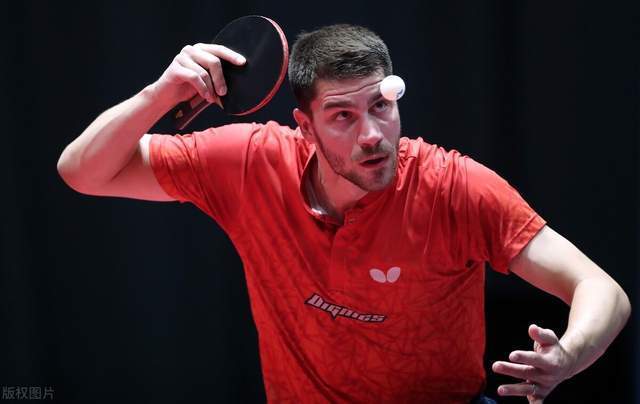 而日本队则 而日本队则