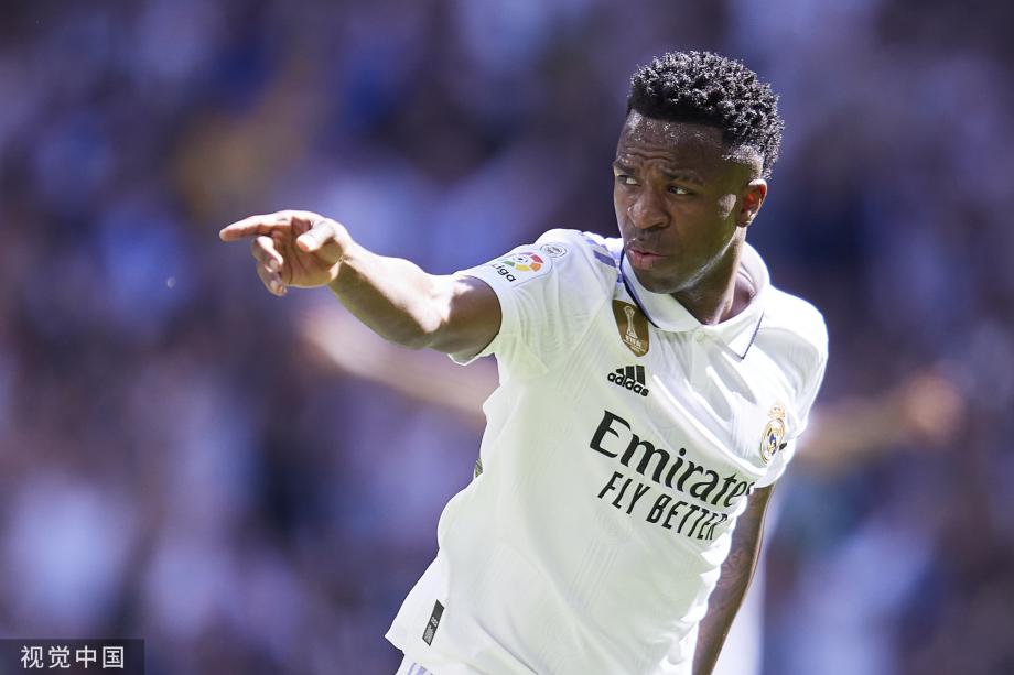 球迷震怒 球迷震怒